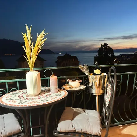 ヴィラ Villa Montreux モントルー