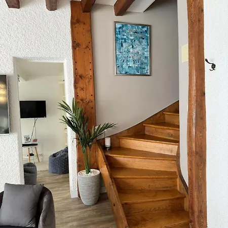 Villa Montreux 빌라