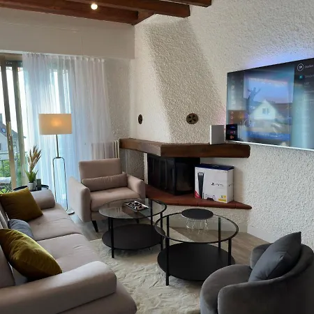 Villa Montreux *