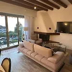 Вилла Villa Montreux *