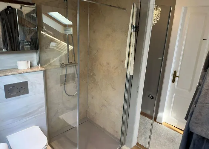 Villa Montreux فيلة