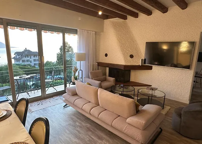 فيلة Villa Montreux *